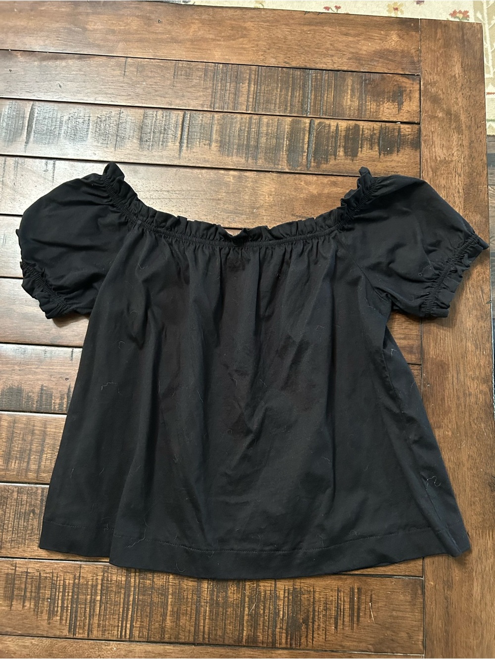 H&M Black Off-Shoulder Puff Sleeve Crop Top